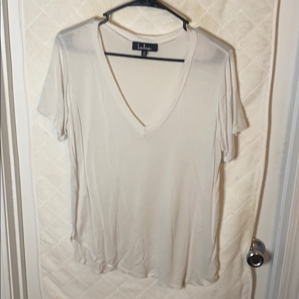 Lulu’s V-Neck